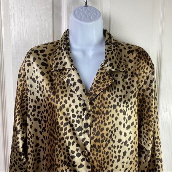 Victoria’s Secret Leopard Pajama Sleep Shirt M - Picture 2 of 4